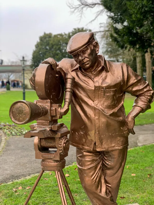 Thumbnail for yqd-zqbg-emt