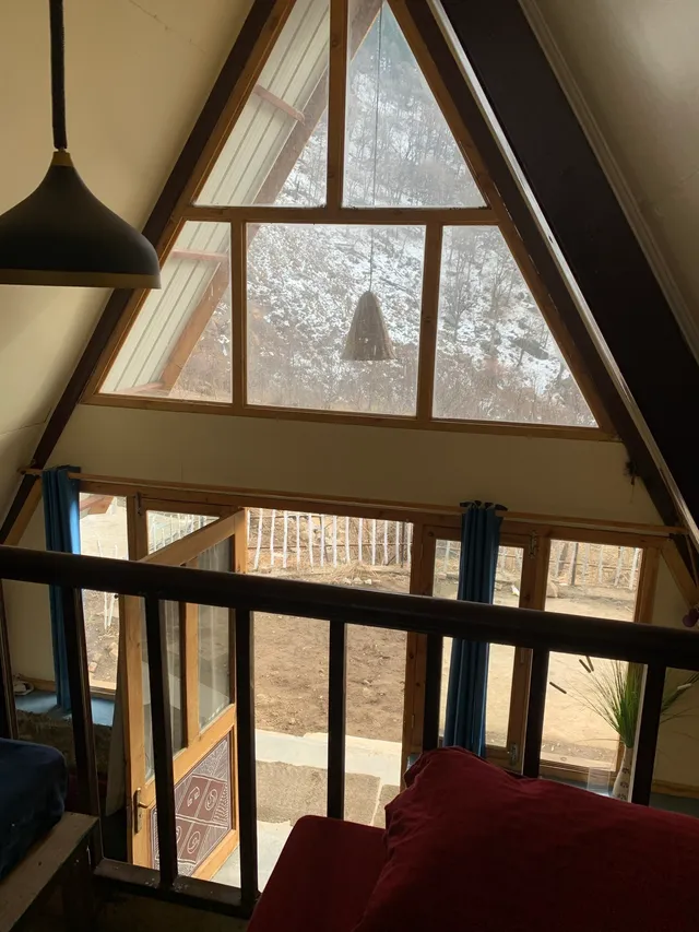 Thumbnail for uxj-abtv-xgq